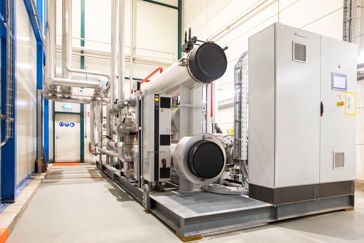 Industrial heat pump by Equans Refrigeration at Aviko Rixona